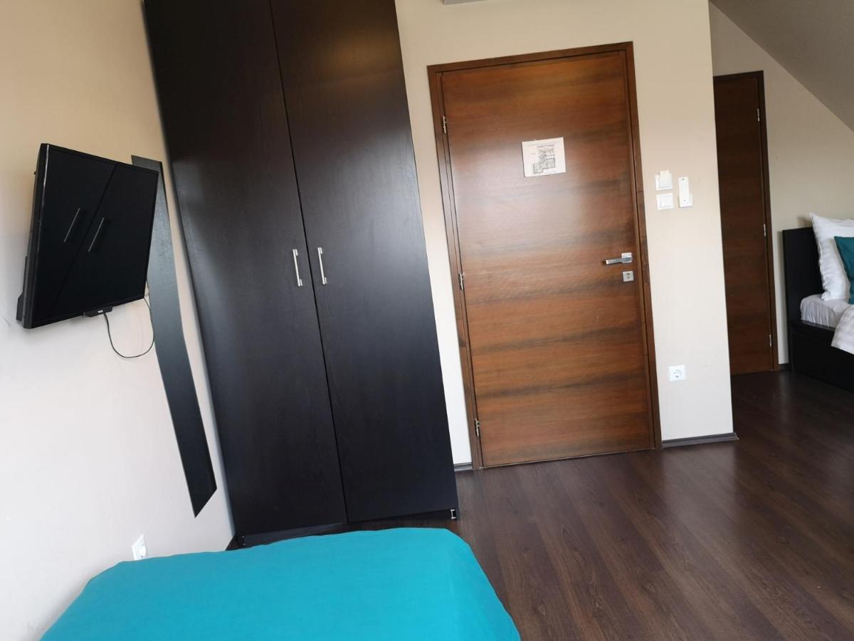 Parton Hotel & Bowling Tiszakécske Eksteriør billede